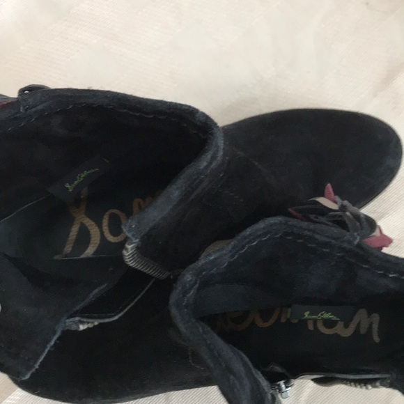 Black Suede Sam Edelman ankle Booties - Picture 5 of 6